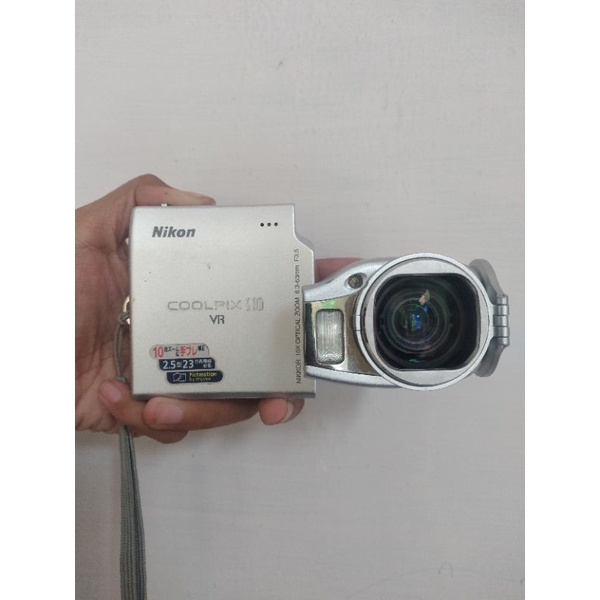 Kamera digital jadul digicam nikon coolpix s10 not kyocera finecam sl300r / contax u4r / contax sl30