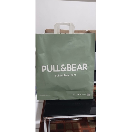 

Paperbag Pull & Bear Jumbo