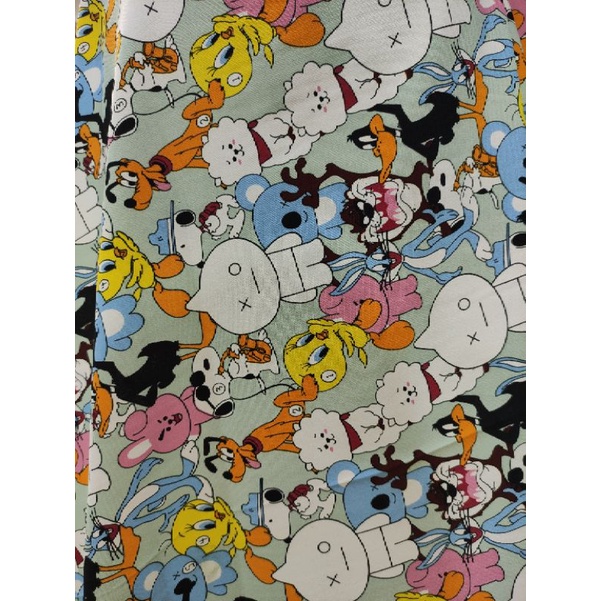 Kain Silky Motif Karakter Looney Tunes 22996 Colour A