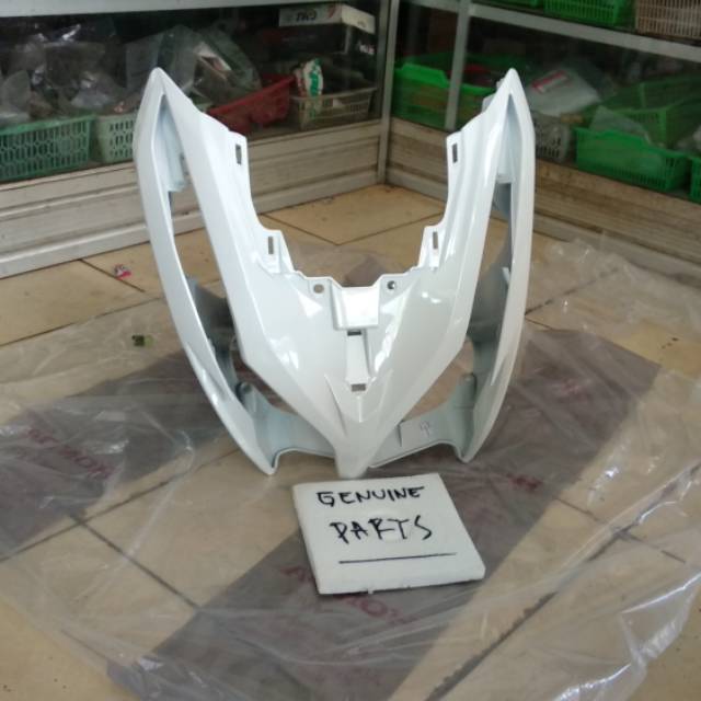 Tameng Depan Cover Dada Vario Techno 125 Fi Putih 64301-KZR-600PFW Ori Orginal Ahm