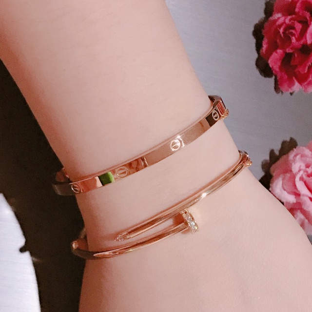 New satu sett Ca*tier paku dam cartier putih kdr 375%
