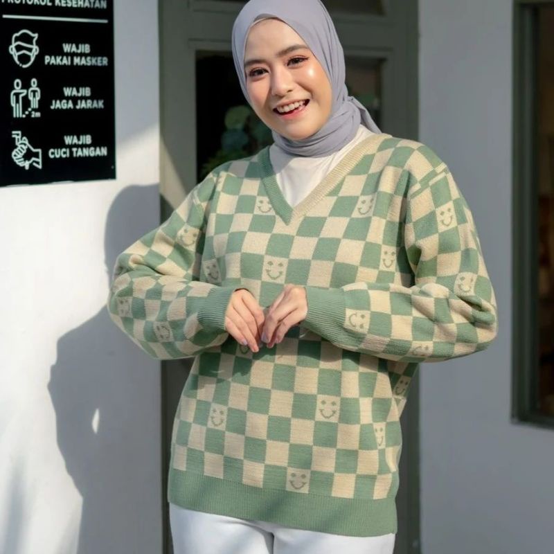 AZKIA SWEATER RAJUT OVERSIZE MOTIF CATUR SMILE / Atasan Rajut Premium Wanita Murah