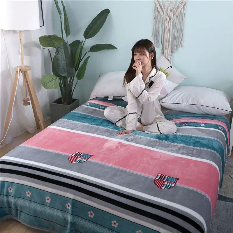 Selimut Bulu Halus Motif Dewasa  Aesthetic Atisashop Murah Berkualitas Lembut Uk135x190 New Arrival-SAKURA FASHION