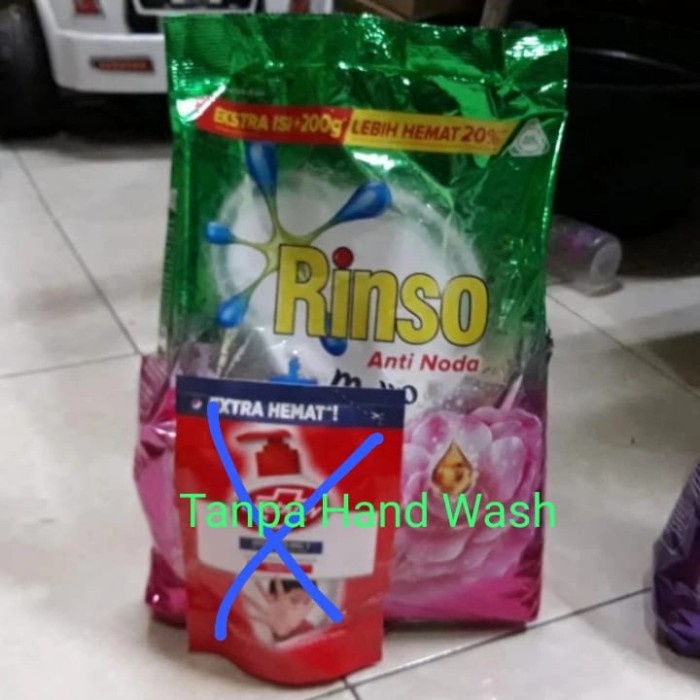 Rinso Molto Rose Fresh 2Kg, 1.8Kg bonus 200gram Anti Noda Pink