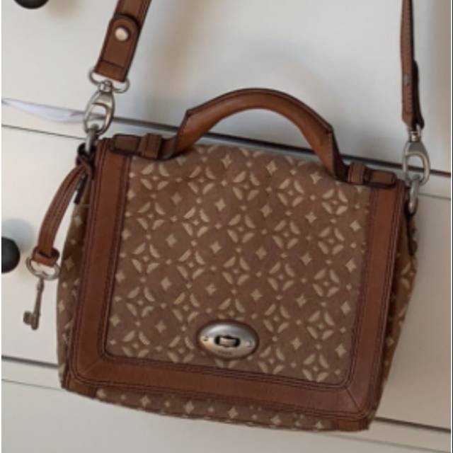 Fossil Maddox Signature Messenger (Preloved)
