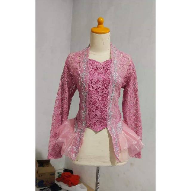 Kebaya brokat domas kutu baru  warna dusty pink