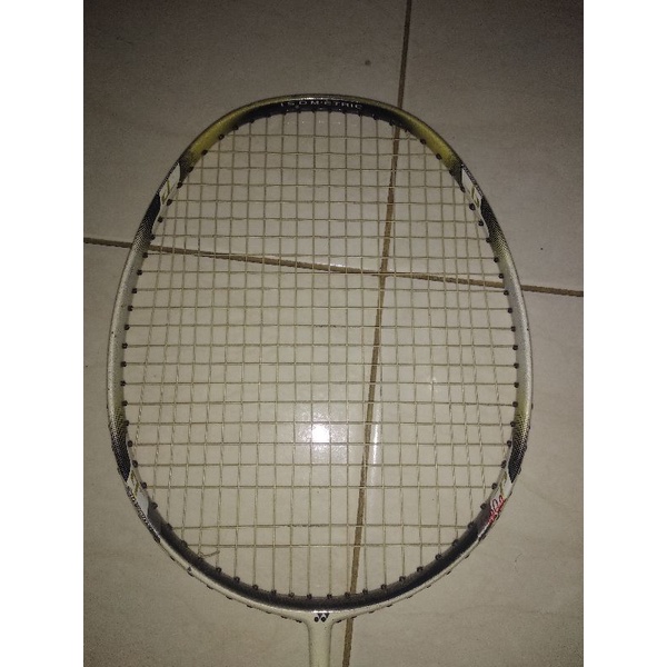 raket yonex second