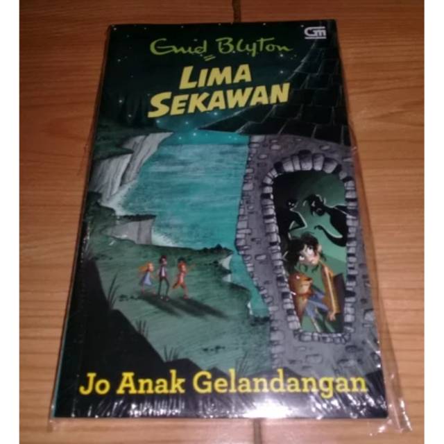 NOVEL SERIAL 5 LIMA SEKAWAN JO ANAK GELANDANGAN - ENID BLYTON
