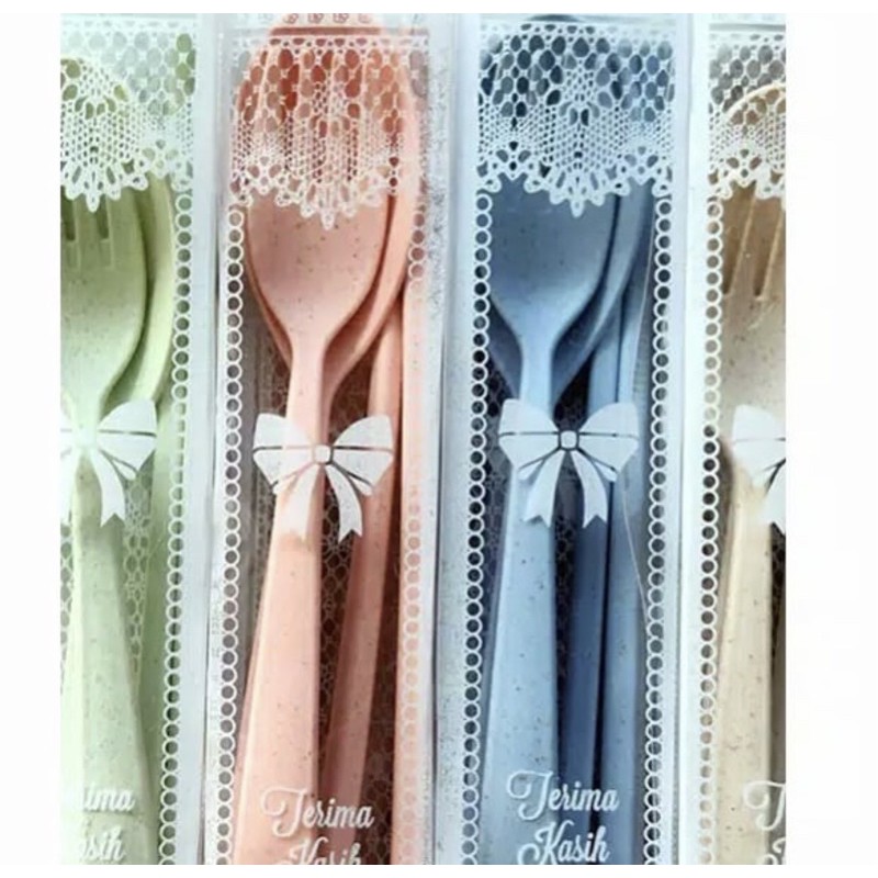 SENDOK JERAMI/SOUVENIR