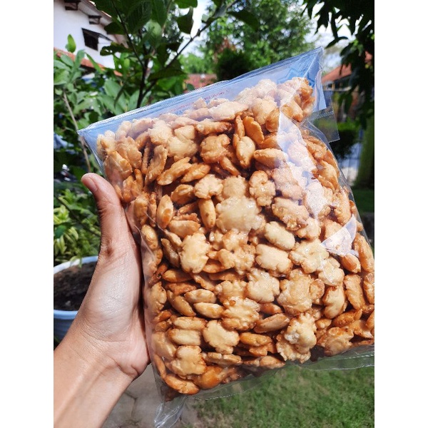 

KERIPIK MELINJO MANIS GURIH 500GR KHAS CIREBON READY