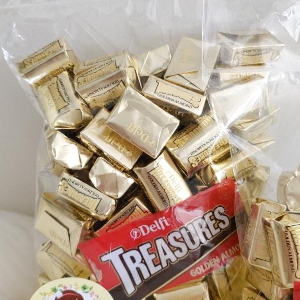 

1kg delfi treasure almond - coklat kiloan pabrikan
