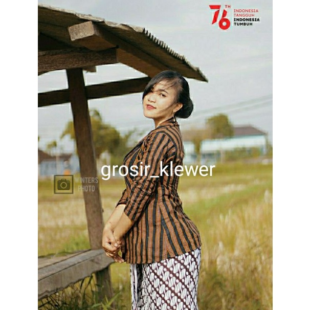 surjan lurik wanita | lurik wanita |kebaya wanita |kebaya lurik +jarik | lurik| surjan lurik