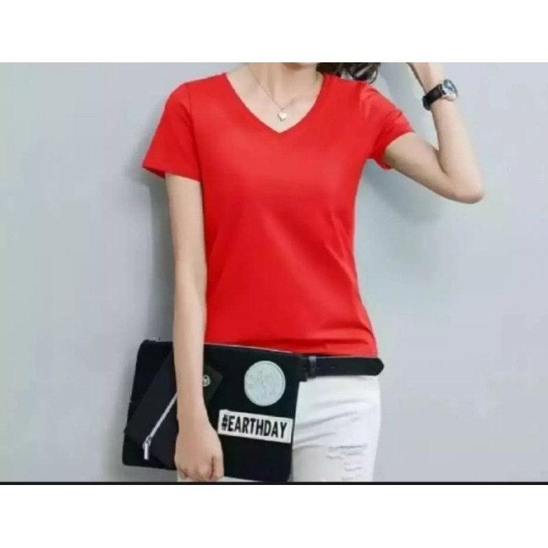 kaos V-neck wanita lengan pdk