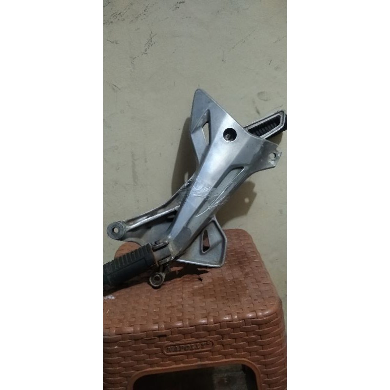 Step belakang Supra X 125 Old