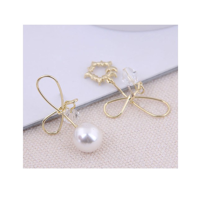 LRC Anting Tusuk Fashion Gold 925 Silver Needle Bow Asymmetric Earrings A59880