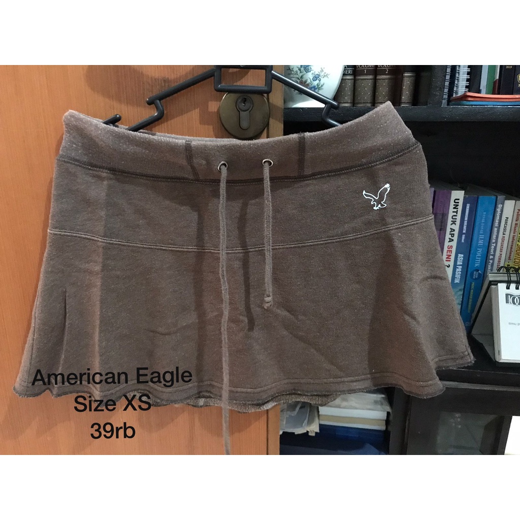 BEST DEAL ROK WARNA COKLAT OLAHRAGA/SANTAI AMERICAN EAGLE