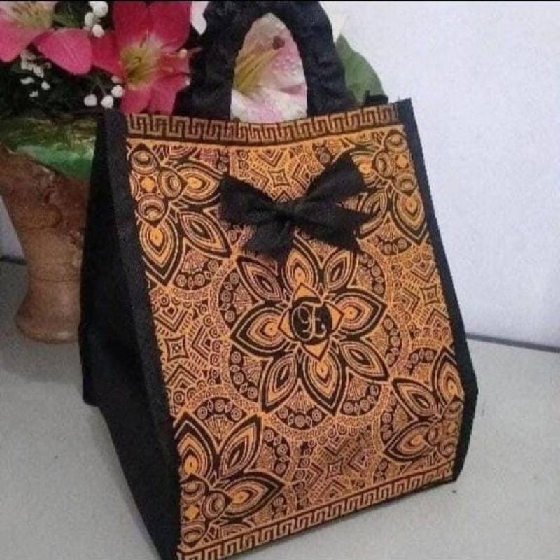 

Tas Hajatan spunbond batik mewah tas berkas 22x22