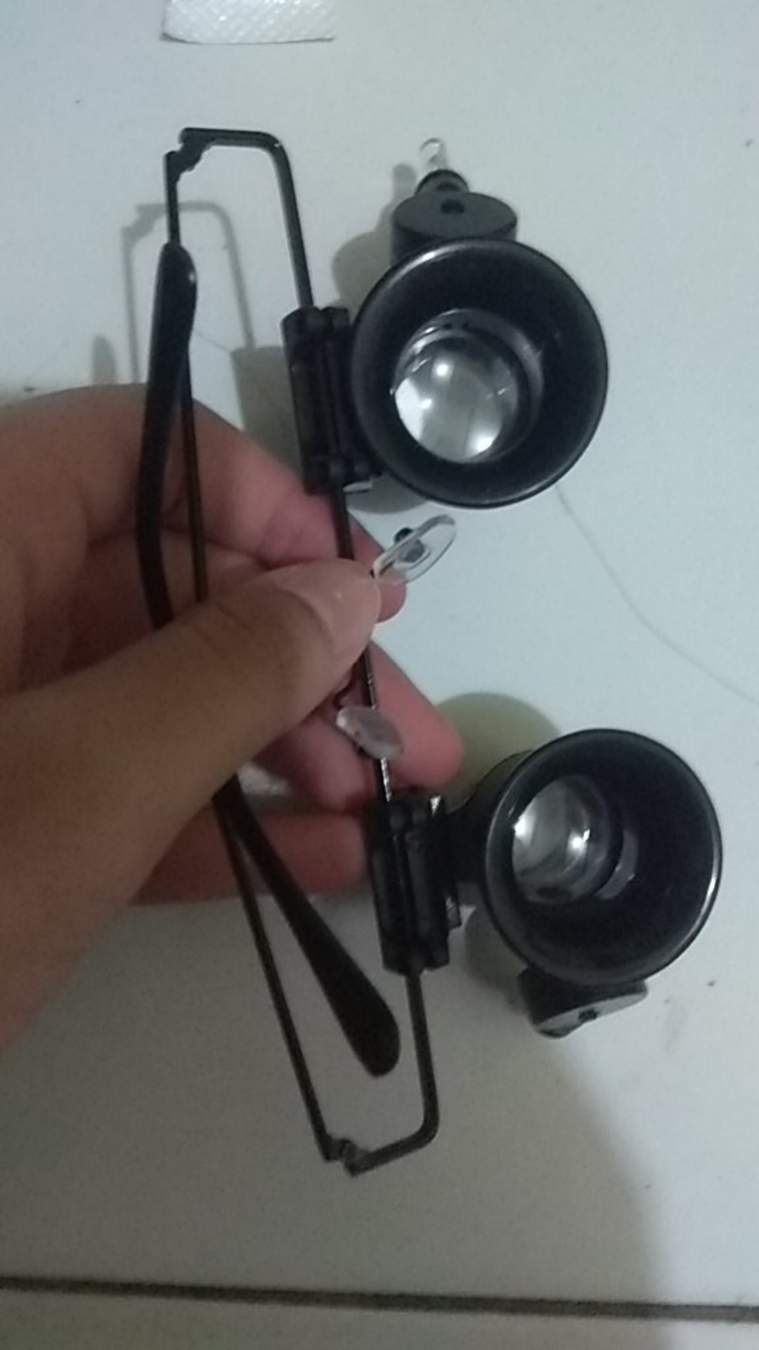 Kacamata Pembesar Reparasi Jam Elektronik Perhiasan 20x Magnifier 2 Led