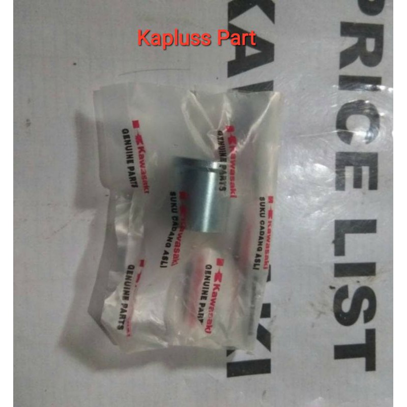 collar atau bos tromol depan kawasaki ninja R/RR