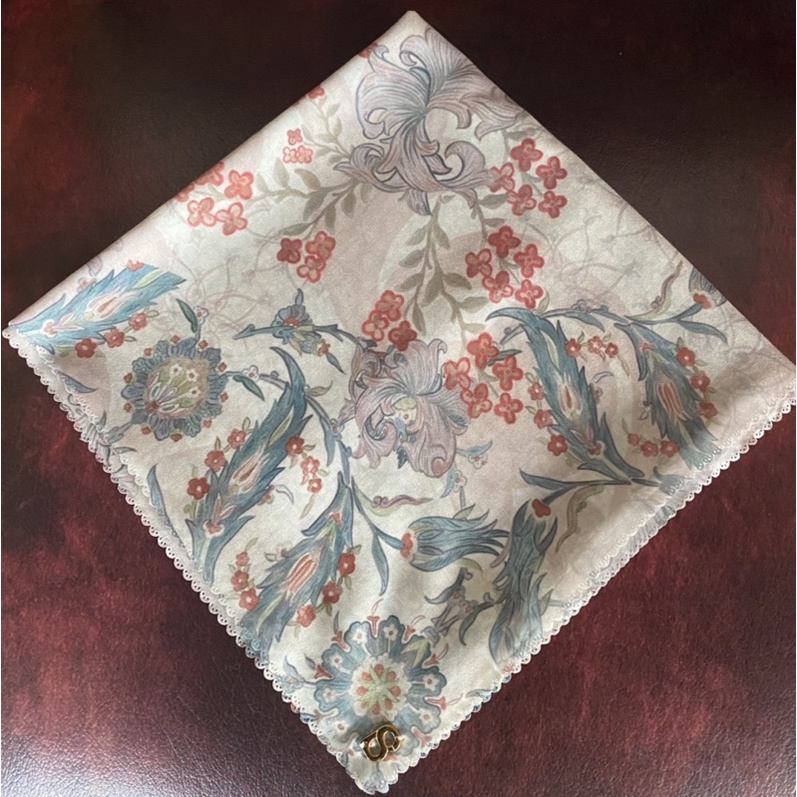 BUTTON scraves Topkapi series