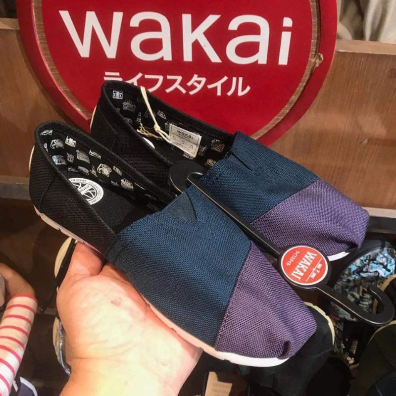 Sepatu Wakai