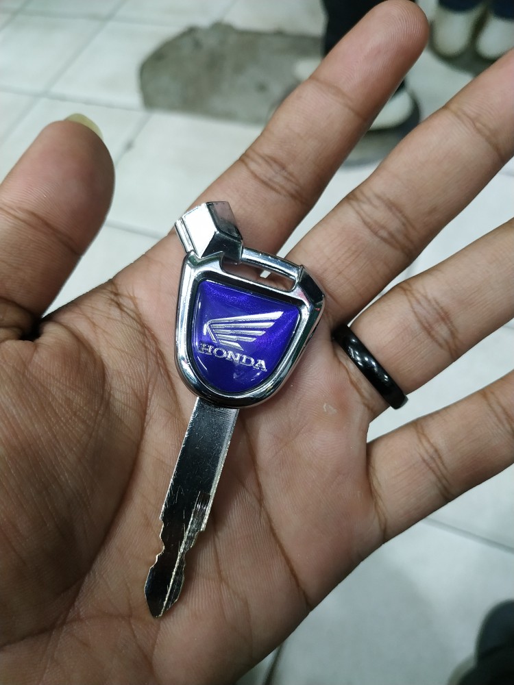 Bahan Kunci Motor Honda (jalur Kiri)