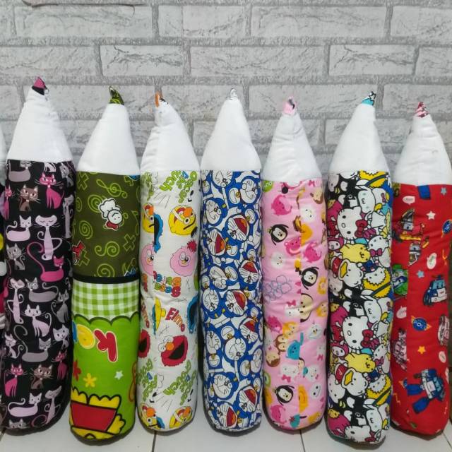 

SALE Produksi Lagi Banyak Bantal Pensil/Bantal Crayon