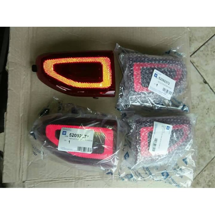 Wiusnu store -   Mata kucing reflektor reflektor chevrolet spin active original GM