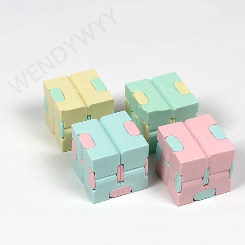 1 Pcs Dewasa Mainan Dekompresi Infinity Magic Cube Puzzle Mainan Menghilangkan Stres Permainan Tangan Lucu Empat Sudut Labirin Mainan ABS