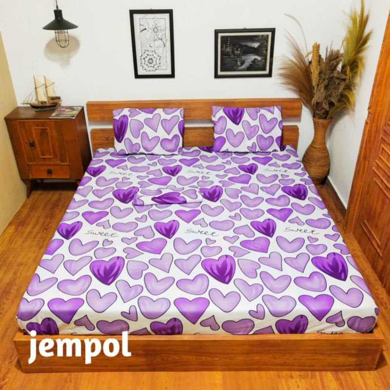 Sprei Homemade Love Ungu uk 120 160 & 180