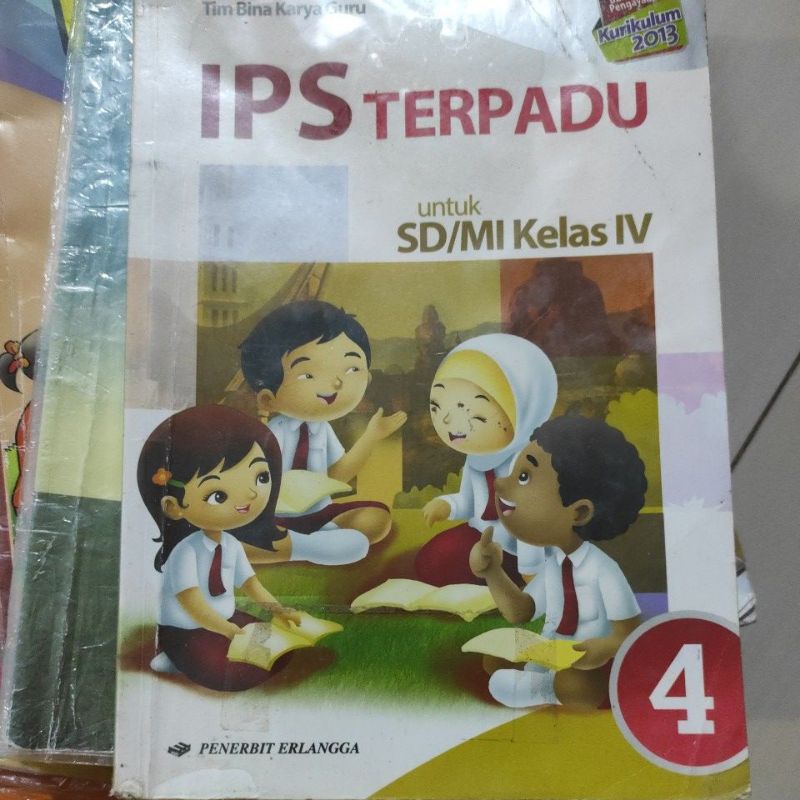 

IPS Terpadu 4 Erlangga