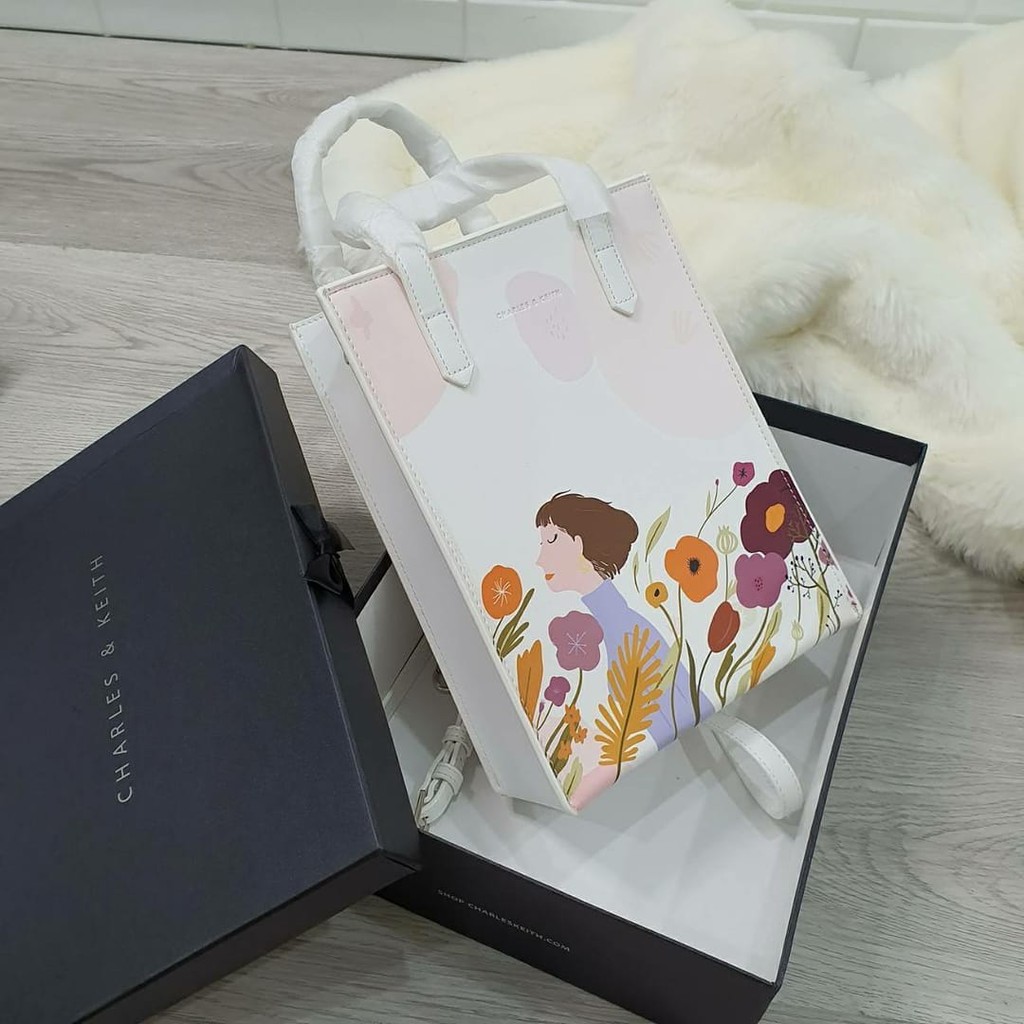 CHARLES & KEITH BY OAMUL LU FLORAL ILLUSTRATION TOTE BAG