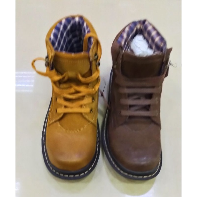 sepatu boot pria Jim Joker