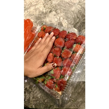 

PRE ORDER STRAWBERRY ORGANIC 1KG