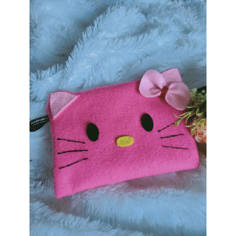 POUCH KARAKTER FREE UKIR NAMA/ TEMPAT PENSIL/ TEMPAT MAKE UP / DOMPET KARAKTER UNIK FLANEL