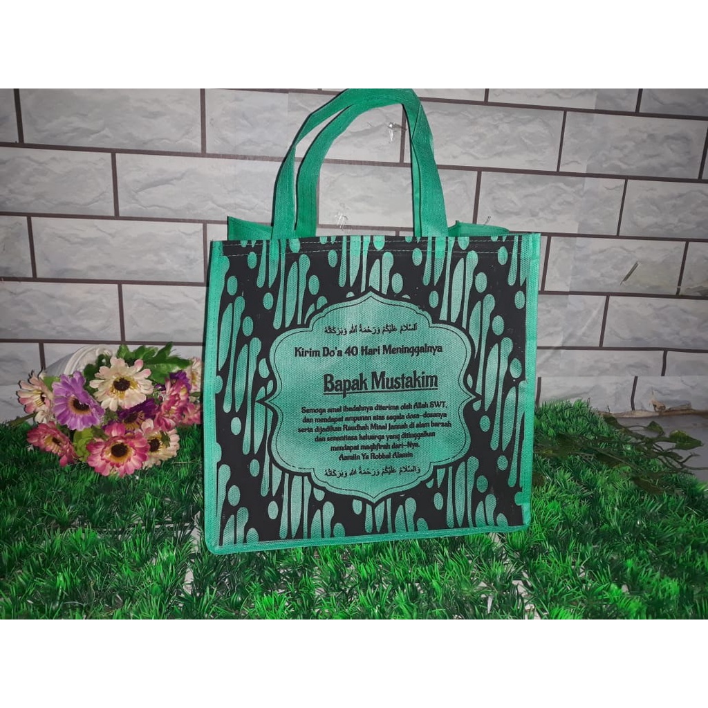 

TAS BERKAT 20X20 / TAS MUAT NASI KOTAK 20X20 MURAH / TAS ACARA TAHLIL CUSTOM