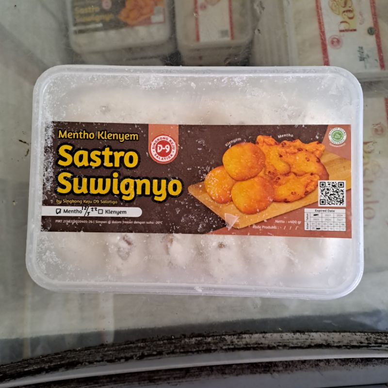 

Mentho Asli D-9 / Sastro Suwignyo D9