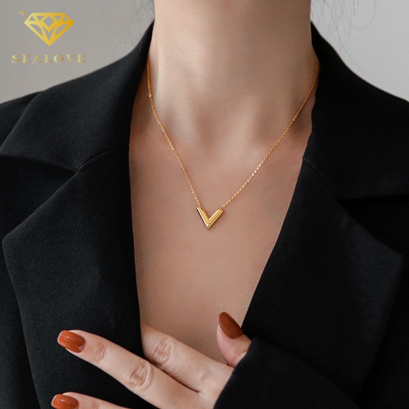 Kalung Titanium Wanita Liontin Huruf V necklace Emas 18k simple Anti Karat dan luntur Fashion Korean Style Perhiasan COD