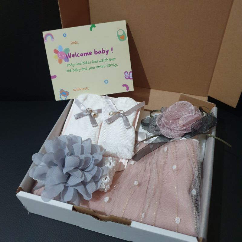 Hampers bayi newborn perempuan (FREE GODIEBAG) | Kado bayi perempuan | dress set bayi