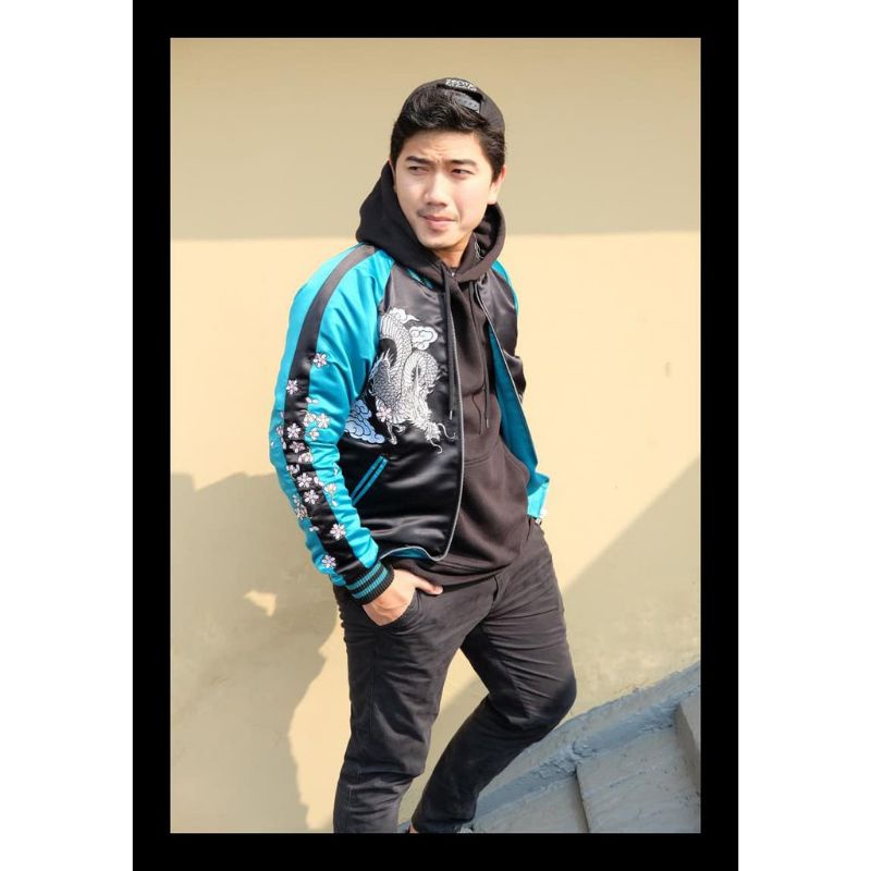 SUKAJAN ZEOTIC RYU × FENIKKUSU