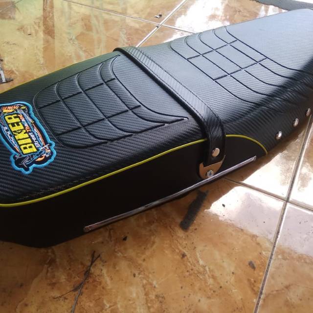 Jok honda astrea grand bulus sabit lis kuning | Shopee Indonesia