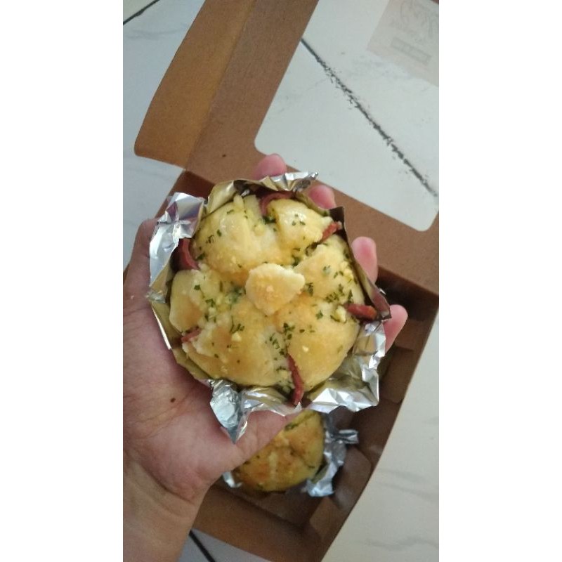 

Korean garlic cheese bread smokedbeef mini