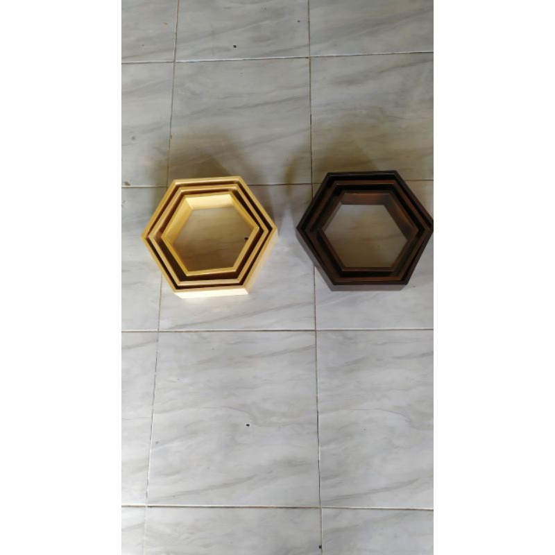 Rak Kayu /Rak Dinding Hexagonal /Rak Kayu Hexagonal 1 set isi 3