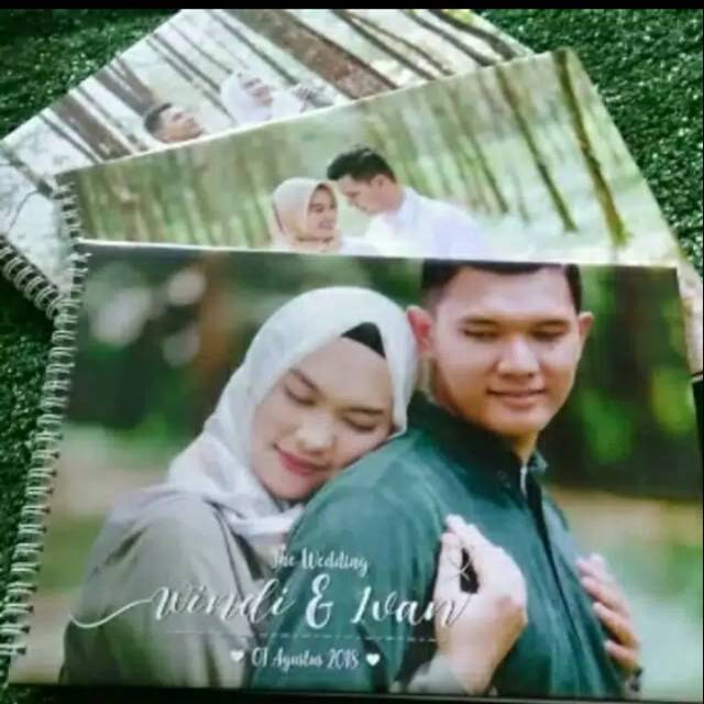 

Buku Tamu Custom elegan murah