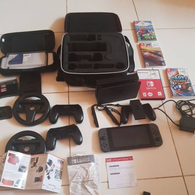 Nintendo switch ( bekas)terjual..