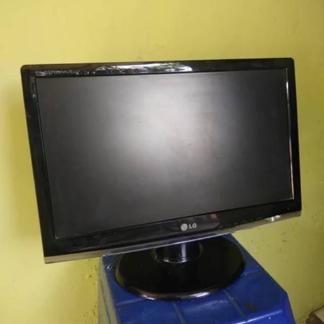 Monitor LED LG Flatron W1943C 19 inch (Bekas)