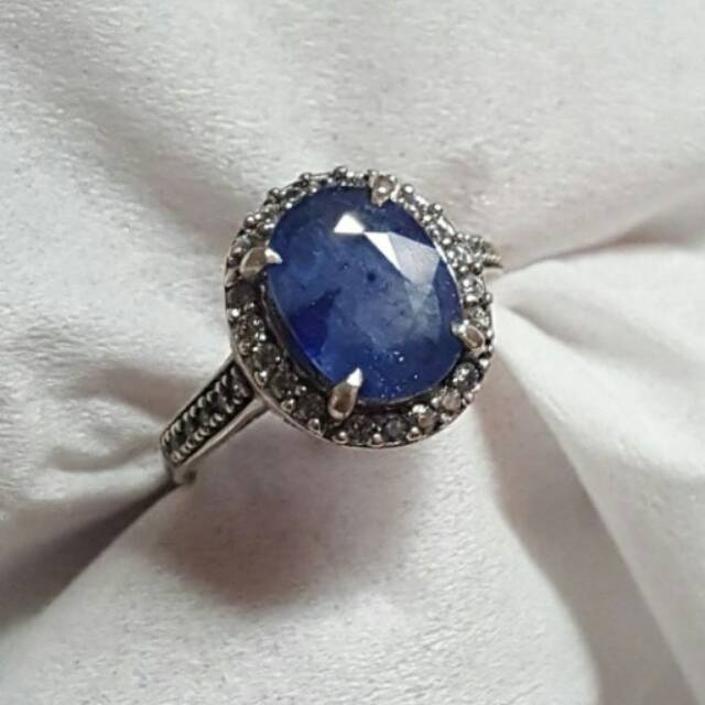 Batu blue safir