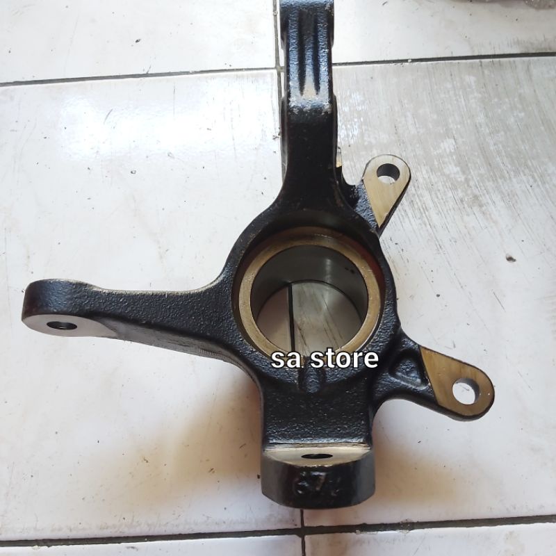 knuckle roda depan knakel as roda original Suzuki Karimun Wagon R