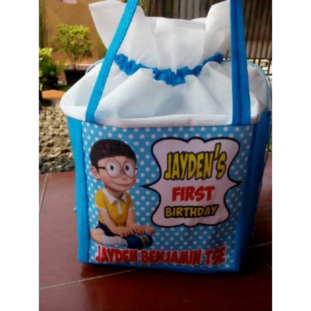 

TAS ULANG TAHUN SERUT CUSTOM NAMA DAN FOTO