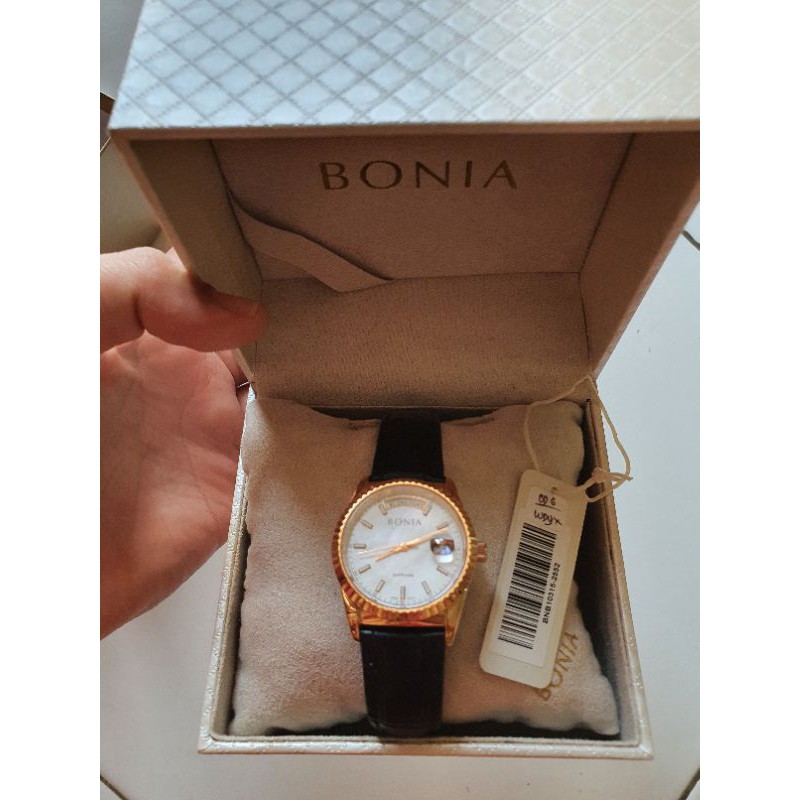 

Preloved Bonia sapphire dm 3cm lengkap box dan tag